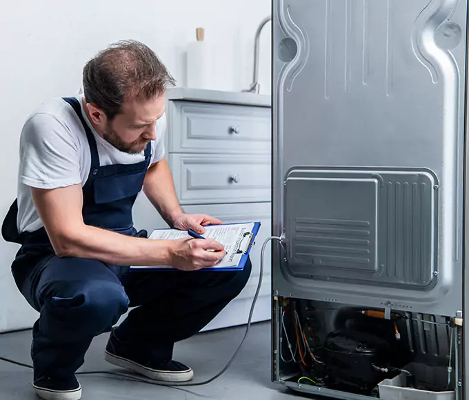 Why Amherst, MA Homeowners Choose Amherst Appliance Pro for Refrigerator Leak Repair?